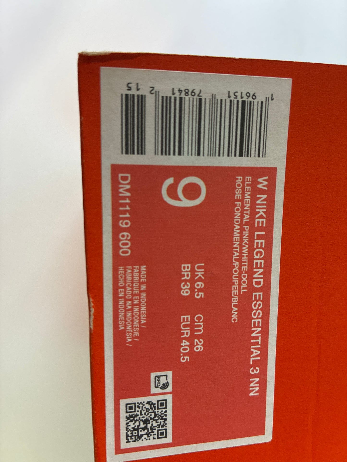 W NIKE LEGEND ESSENTIAL 3 NN 9w DM1119 600