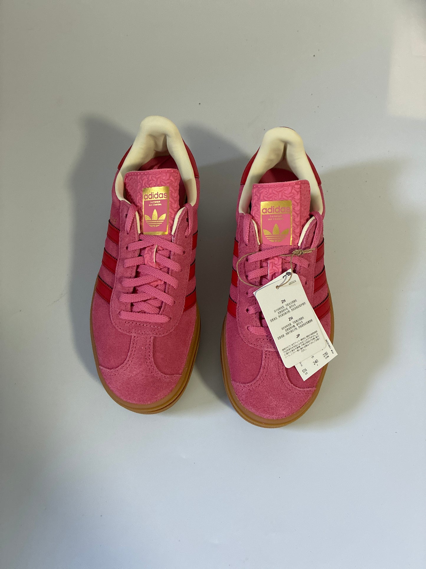 Adidas GAZELLE BOLD J SIZE 5.5Y junior JQ7407
