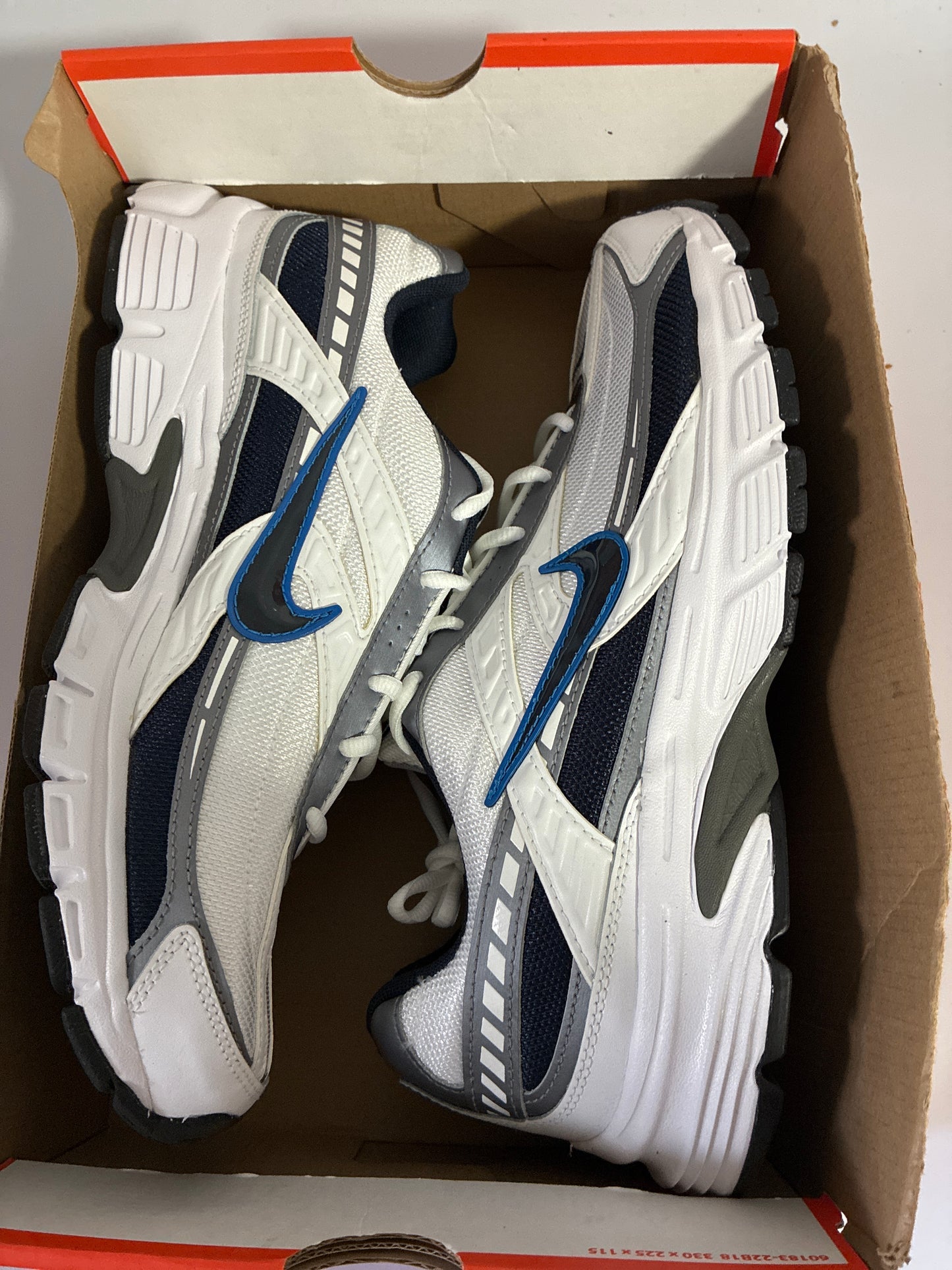 NIKE INITIATOR white/obsidian-mtlc cool grey new size:11.5Men 394055 101