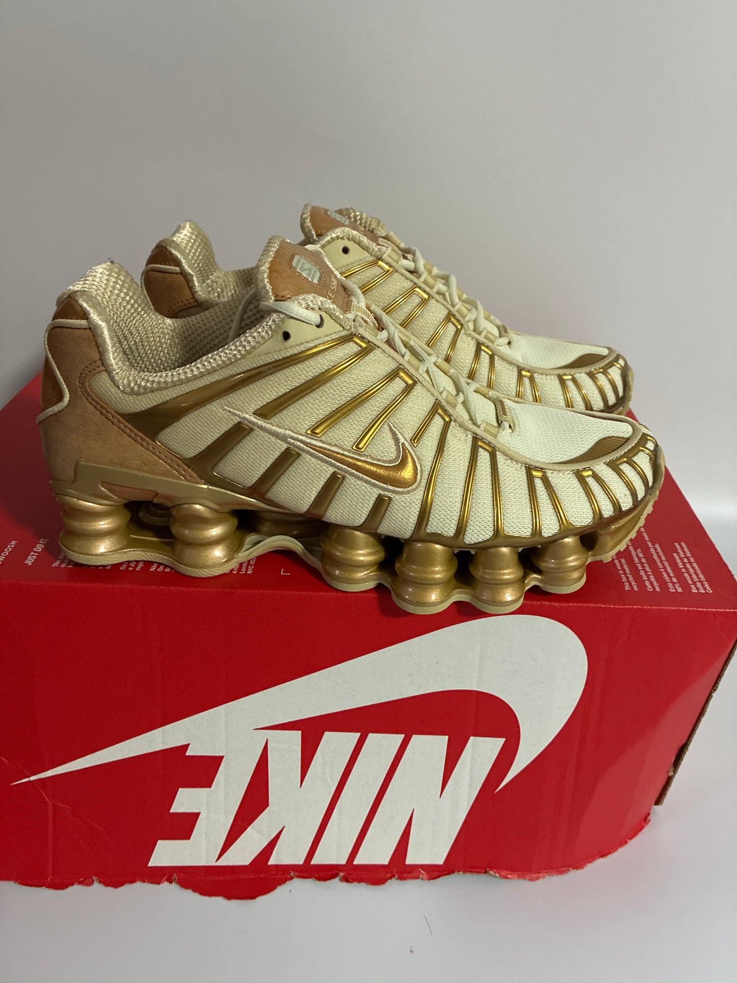 W NIKE SHOX TL size:7.5 new.     IM7189 113