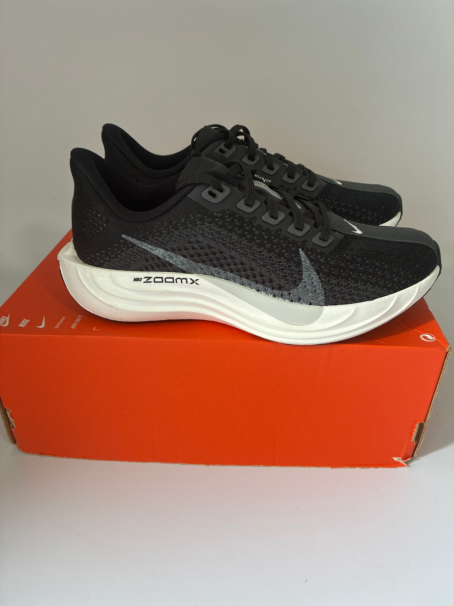 W PEGASUS PLUS black/pure platinum-anthracite new size:5 FQ7261 002