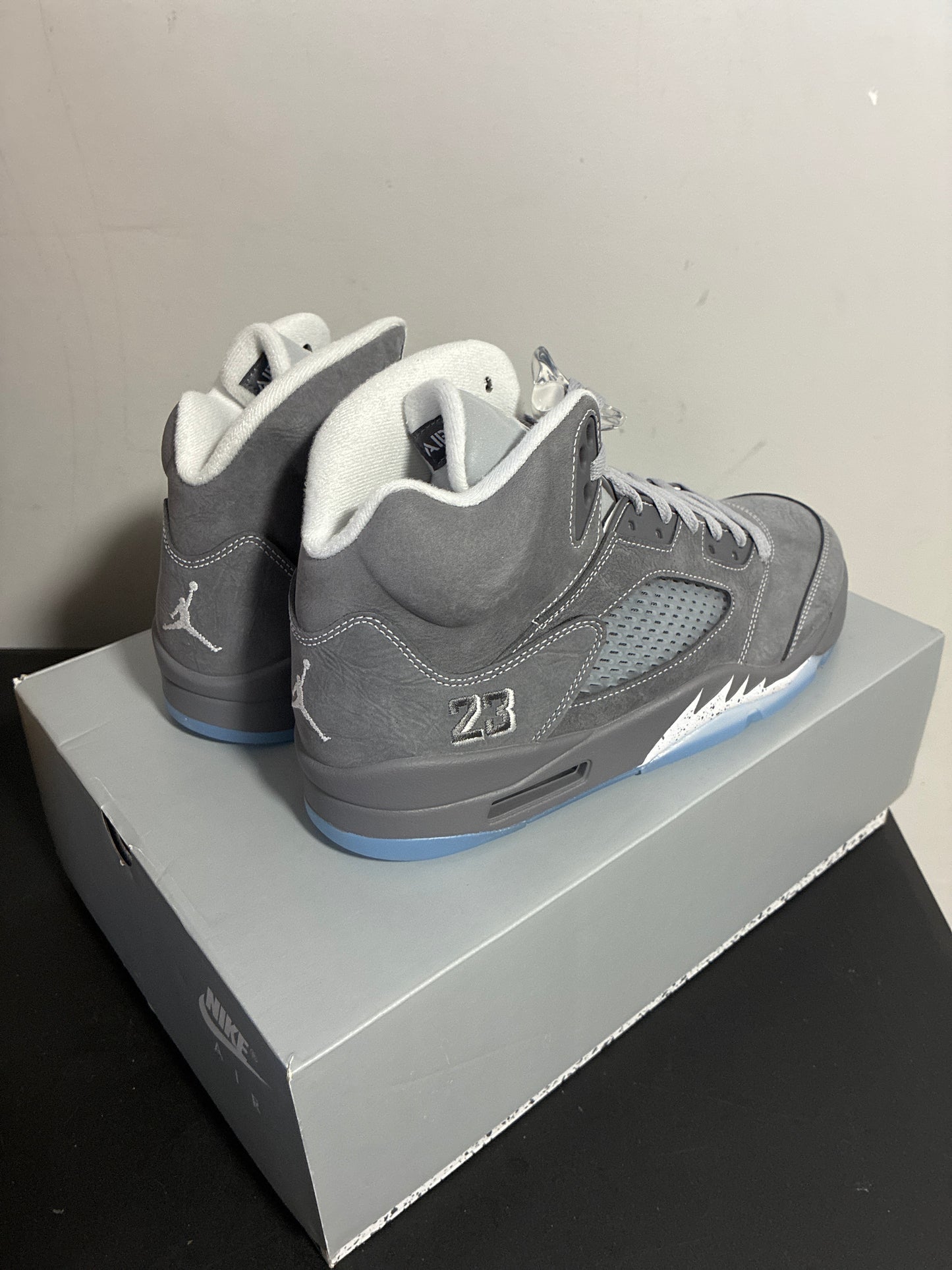 AIR JORDAN 5 RETRO