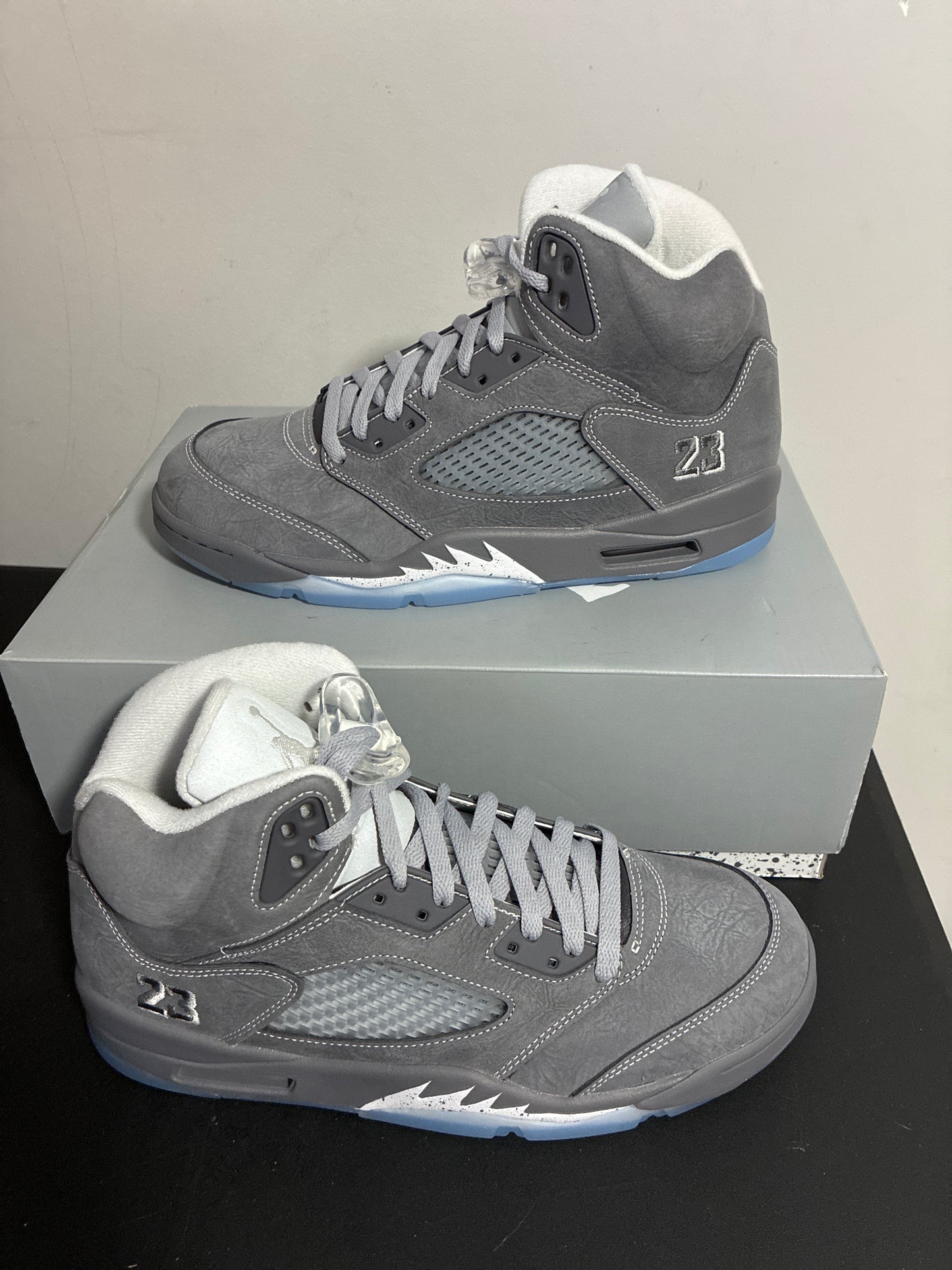 AIR JORDAN 5 RETRO