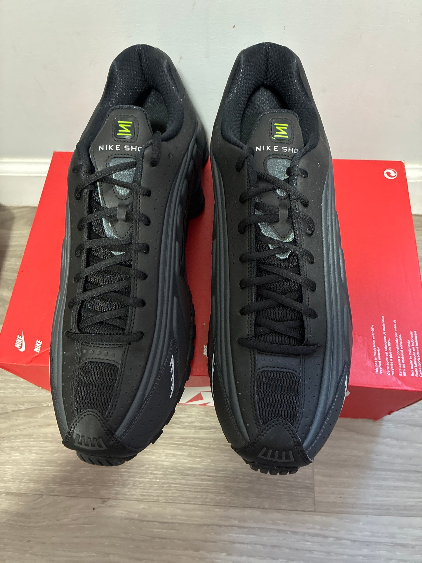 NIKE SHOX R4 14M IQ0574060