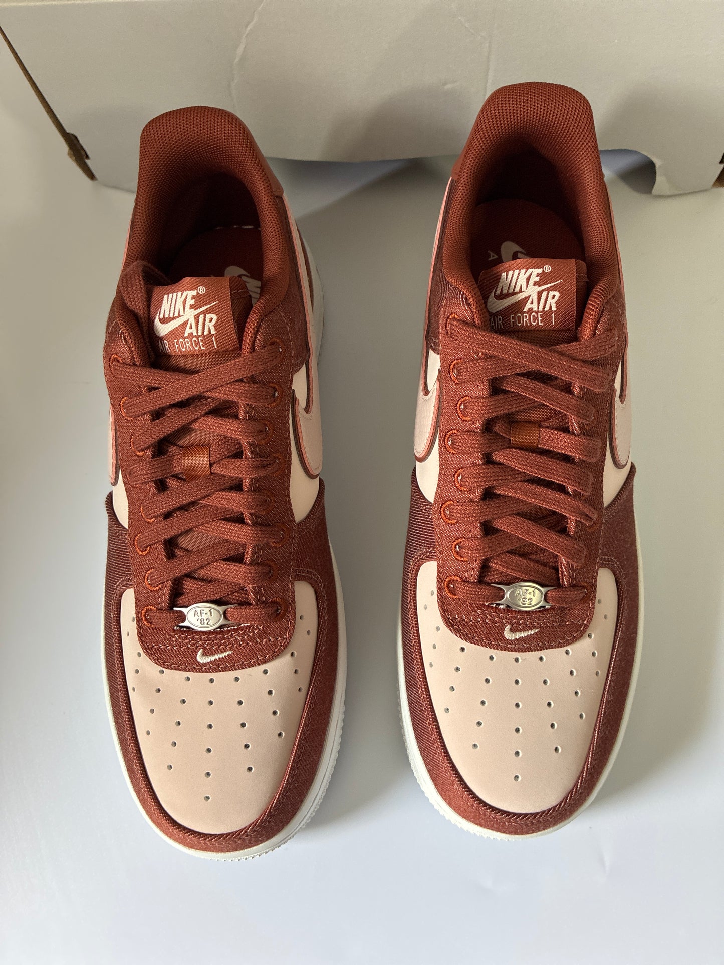 W AIR FORCE 1’07 SE cinnamon/silt red-white new size:10 IB6642 200
