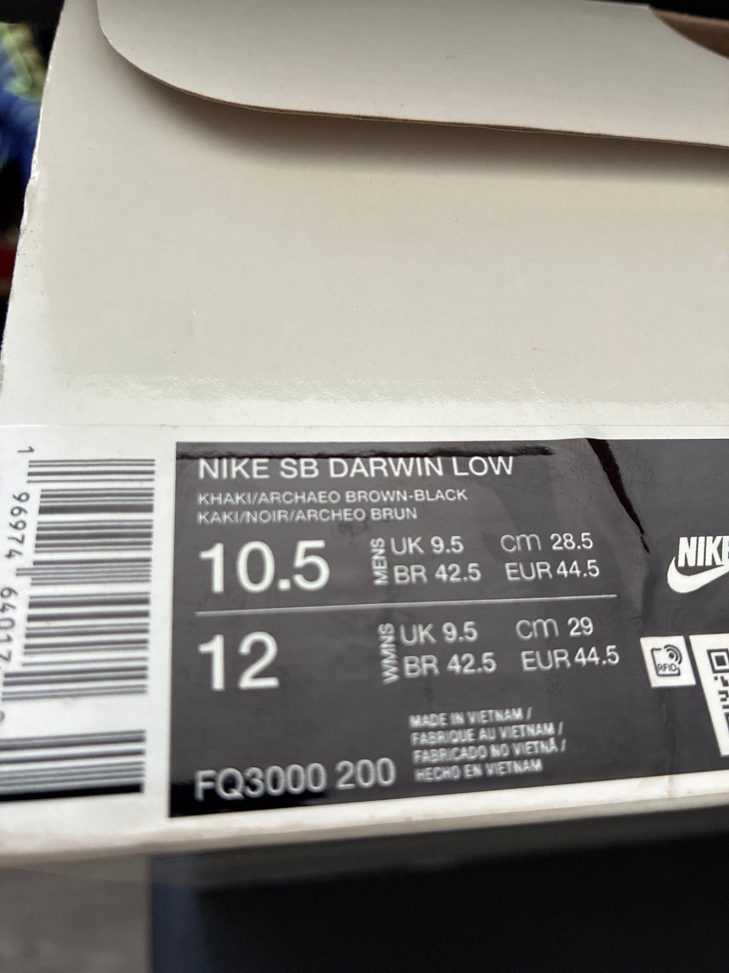 NIKE SB DARWIN LOW