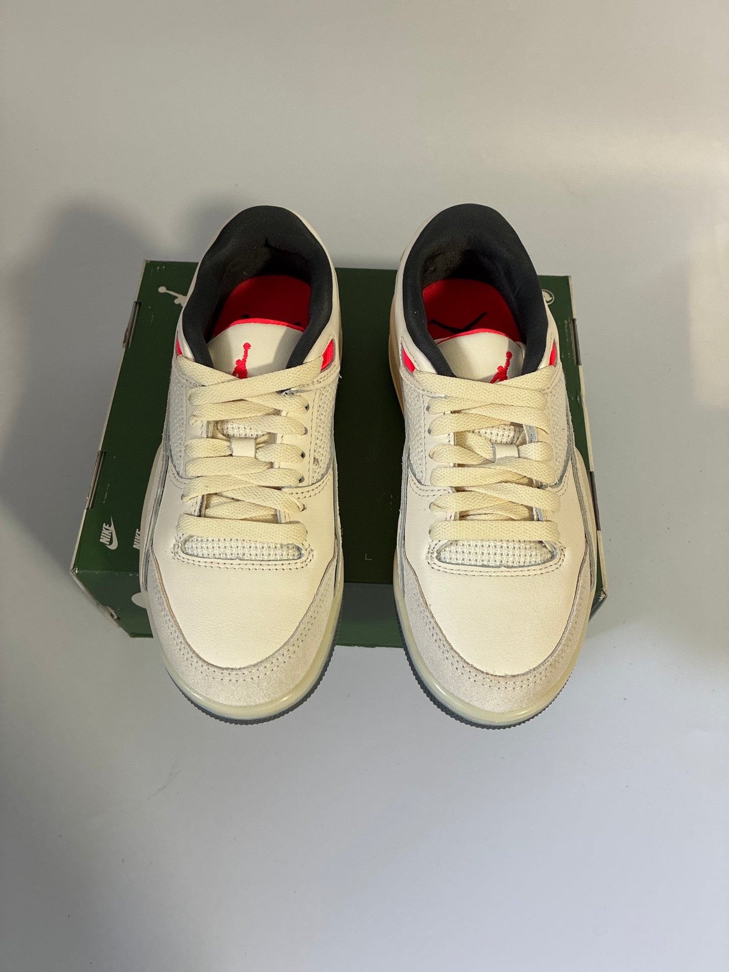 WMNS JORDAN FLIGHT COURT pale ivory/infrared 23-muslin new size 6 FZ9854 108