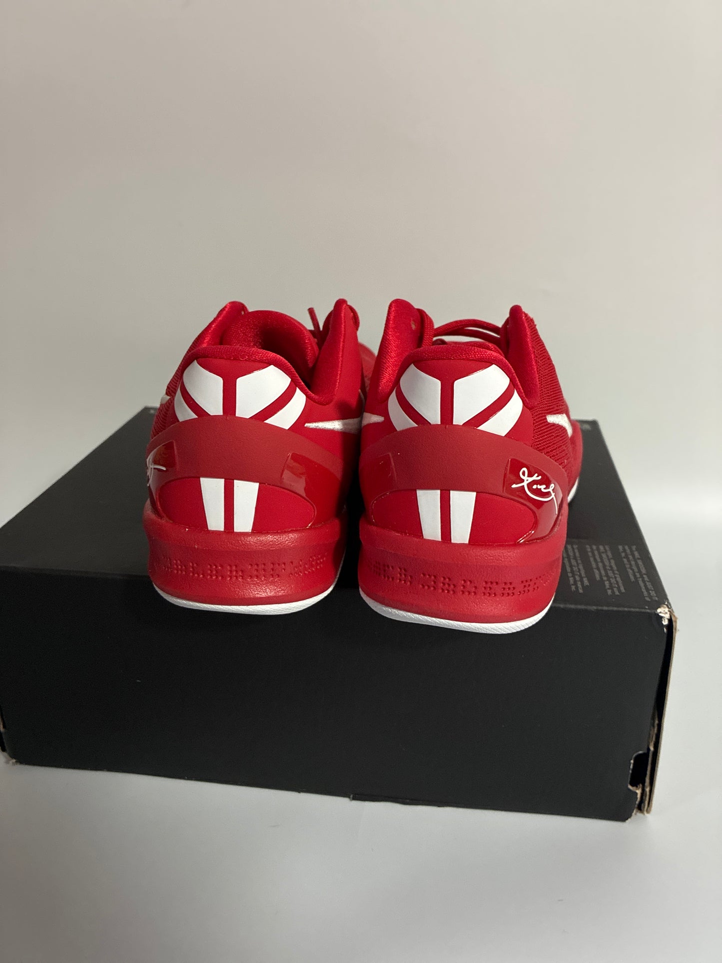 KOBE VIII(GS) university red/white new size:5Y FN0266 601
