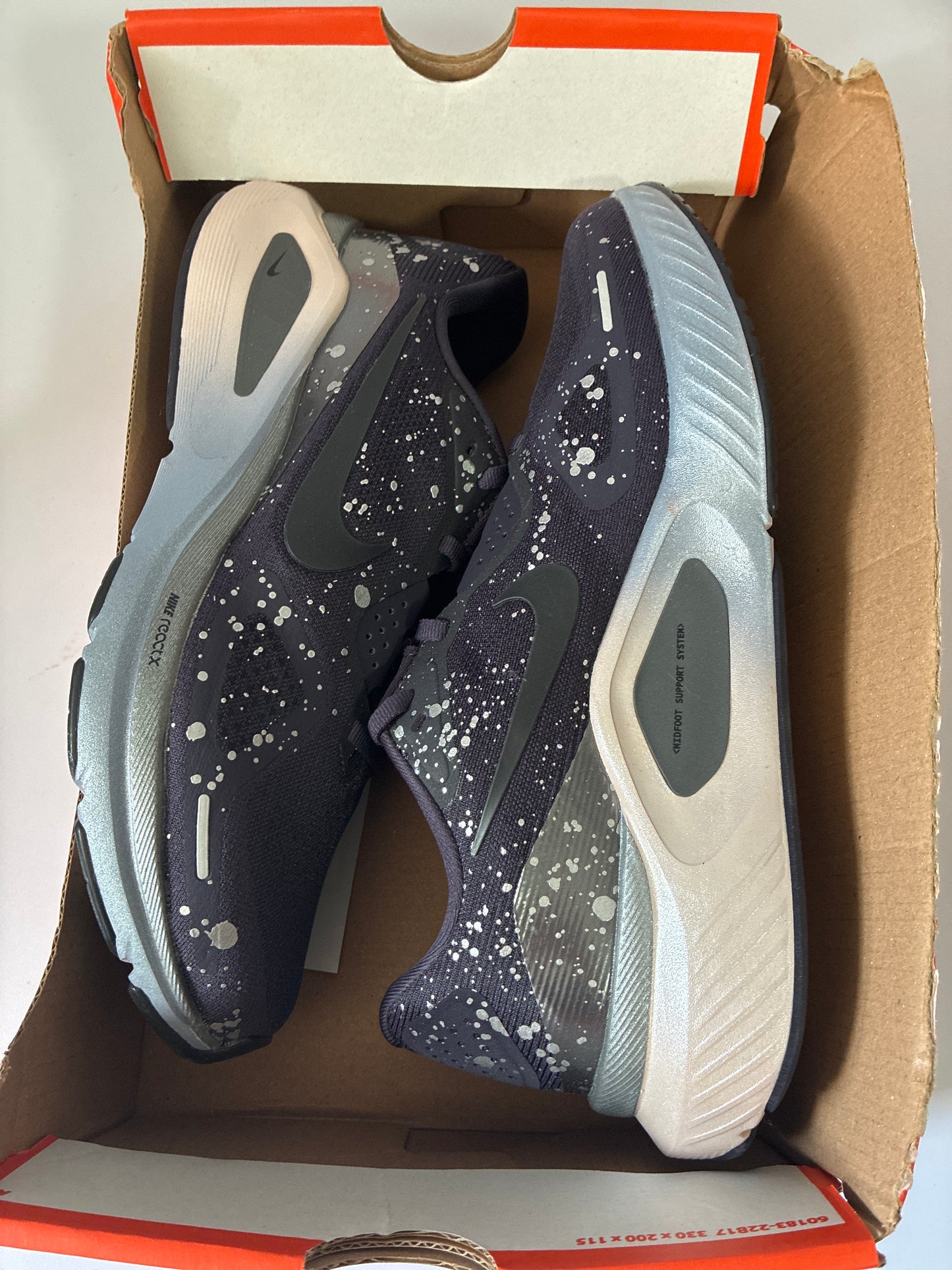W STRUCTURE 26 SE cave purple /black new size10 HV1727 500