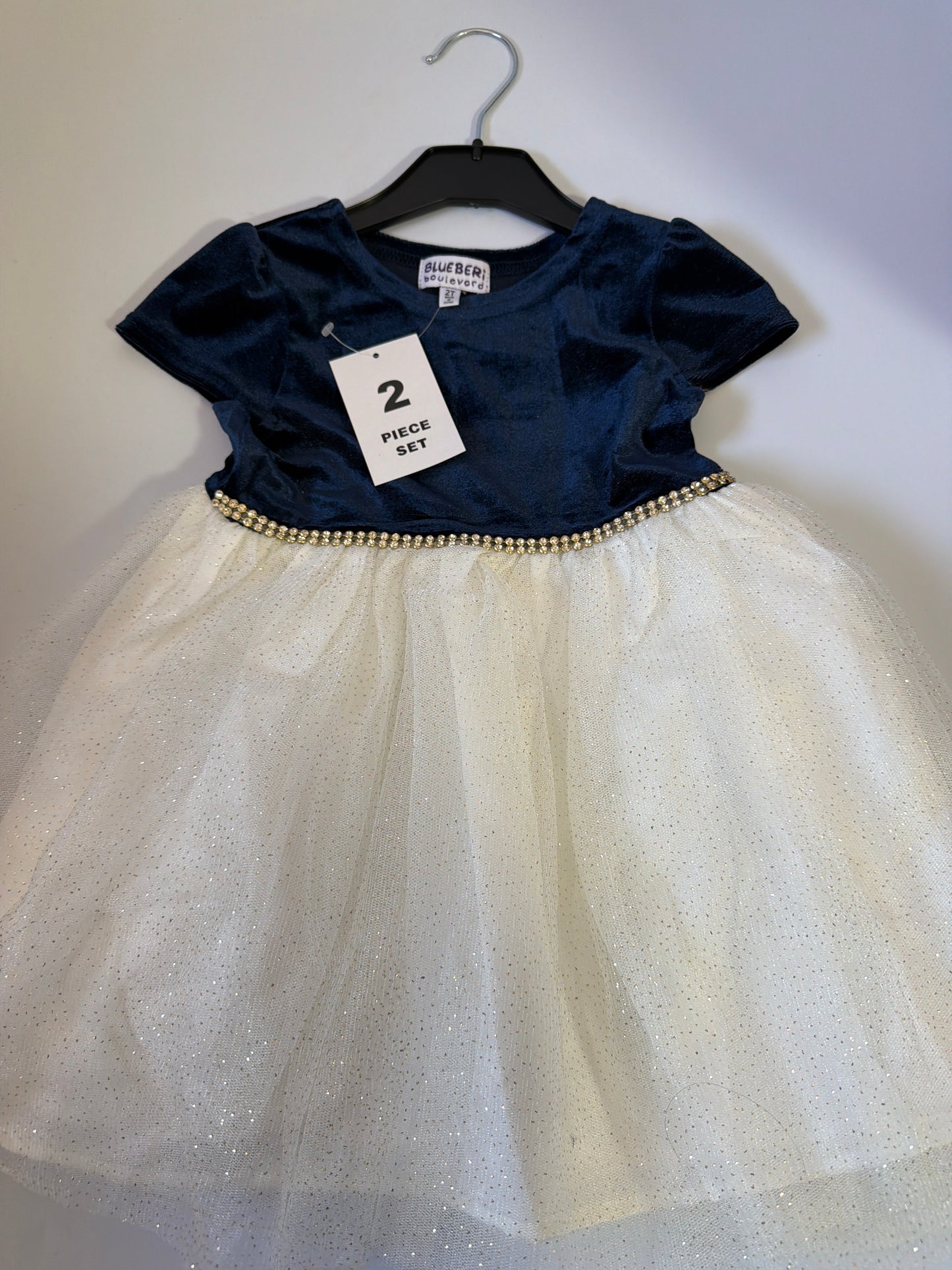 conjunto elegante de dos piezas  Blueberi Boulevard  size 2t
