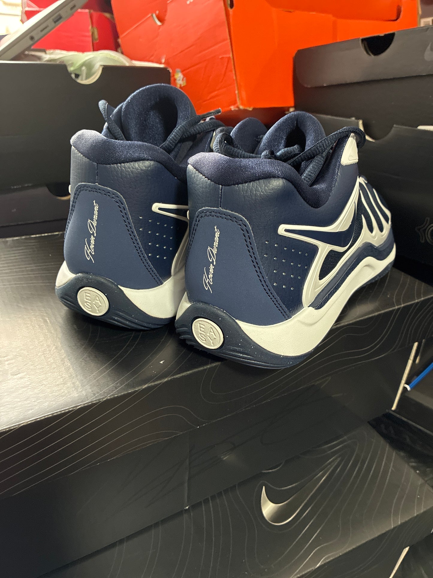 KD17 Tb