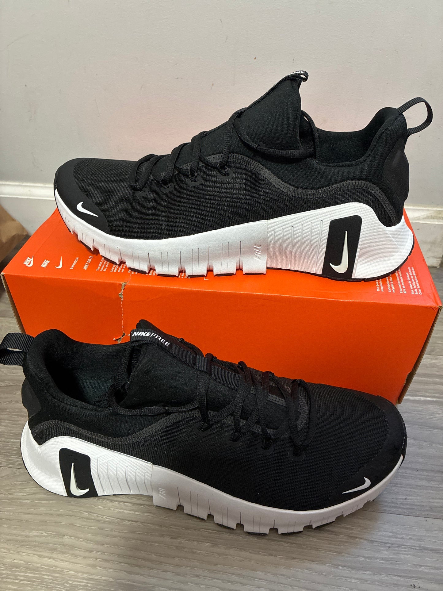 NIKE FREE METCON 6 TB 13M HM3754 001