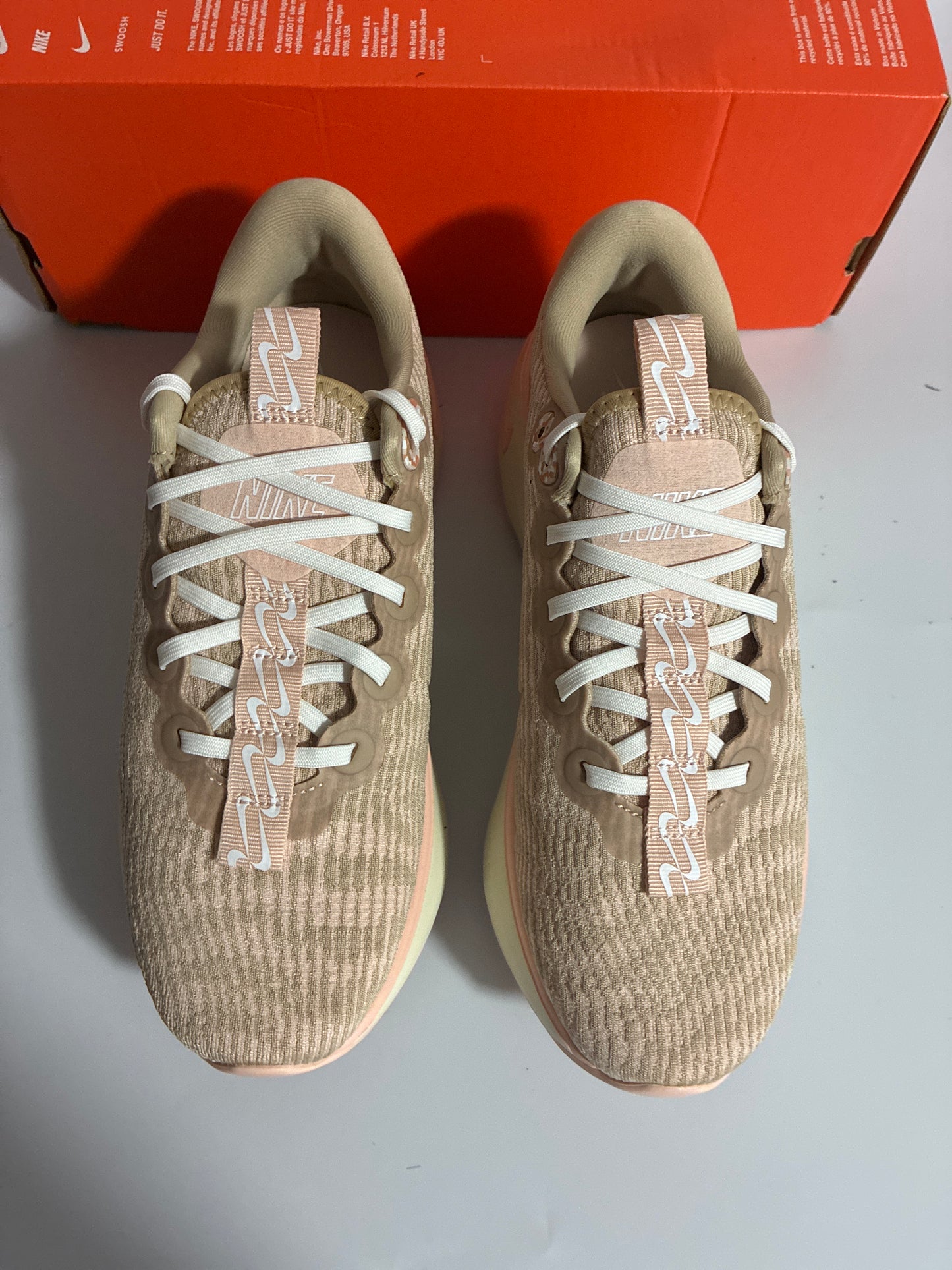 WMNS NIKE MOTIVA linen/linen-washed coral new size:9w 7.5M IB8136 248