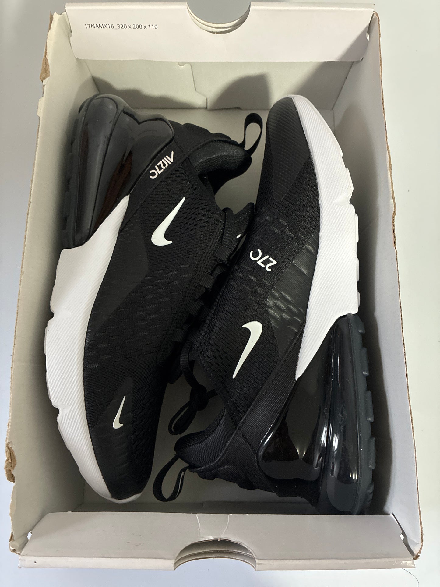 W AIR MAX 270 black/anthracite-white new size:9 AH6789 001