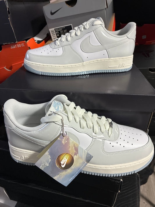 NIKE AIR FORCE 1 ‘07
