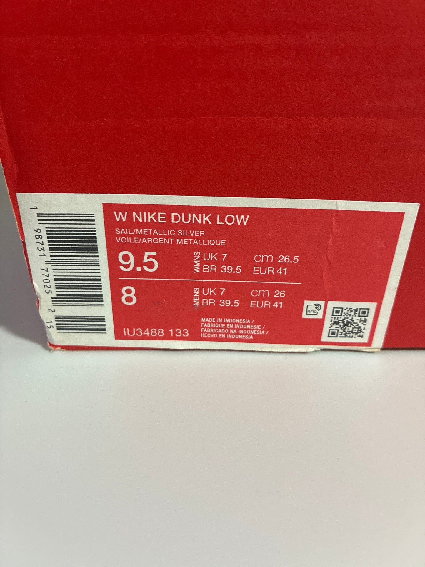 W NIKE DUNK LOW sail/metallic silver size 9.5 IU3488 133