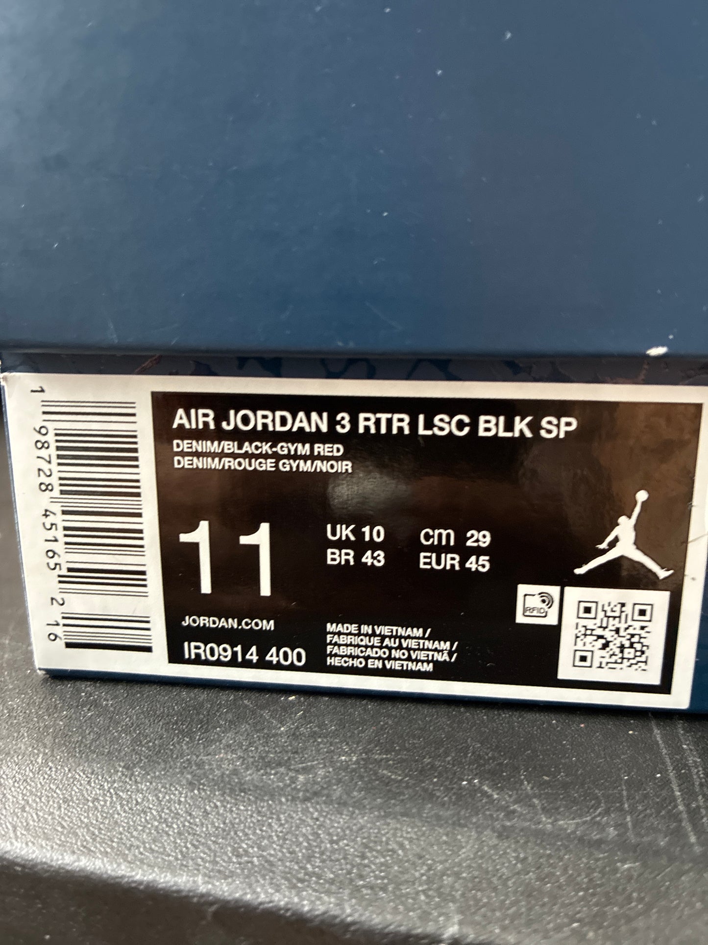 AIR JORDAN 3 RTR LSC BLK SP