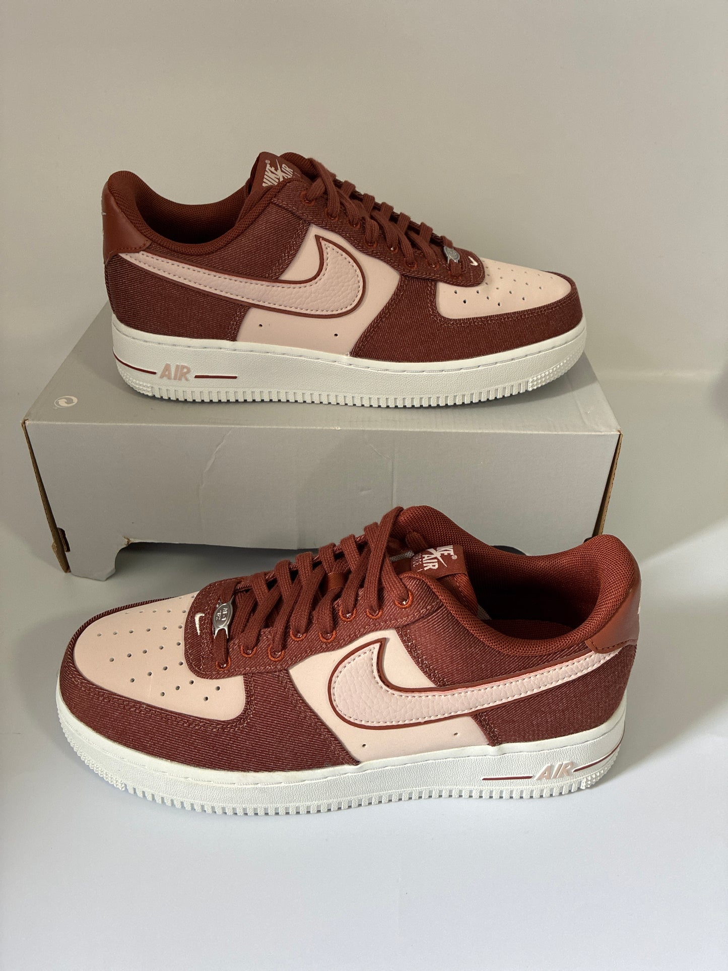 W AIR FORCE 1’07 SE cinnamon/silt red-white new size:10 IB6642 200