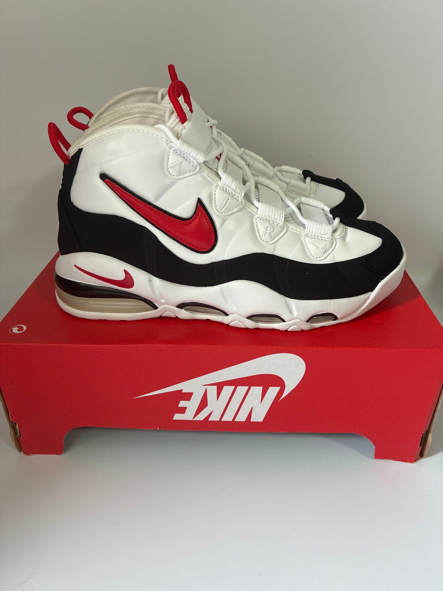 AIR MAX UPTEMPO ‘95 white/university red black new size:9.5men CK0892 101