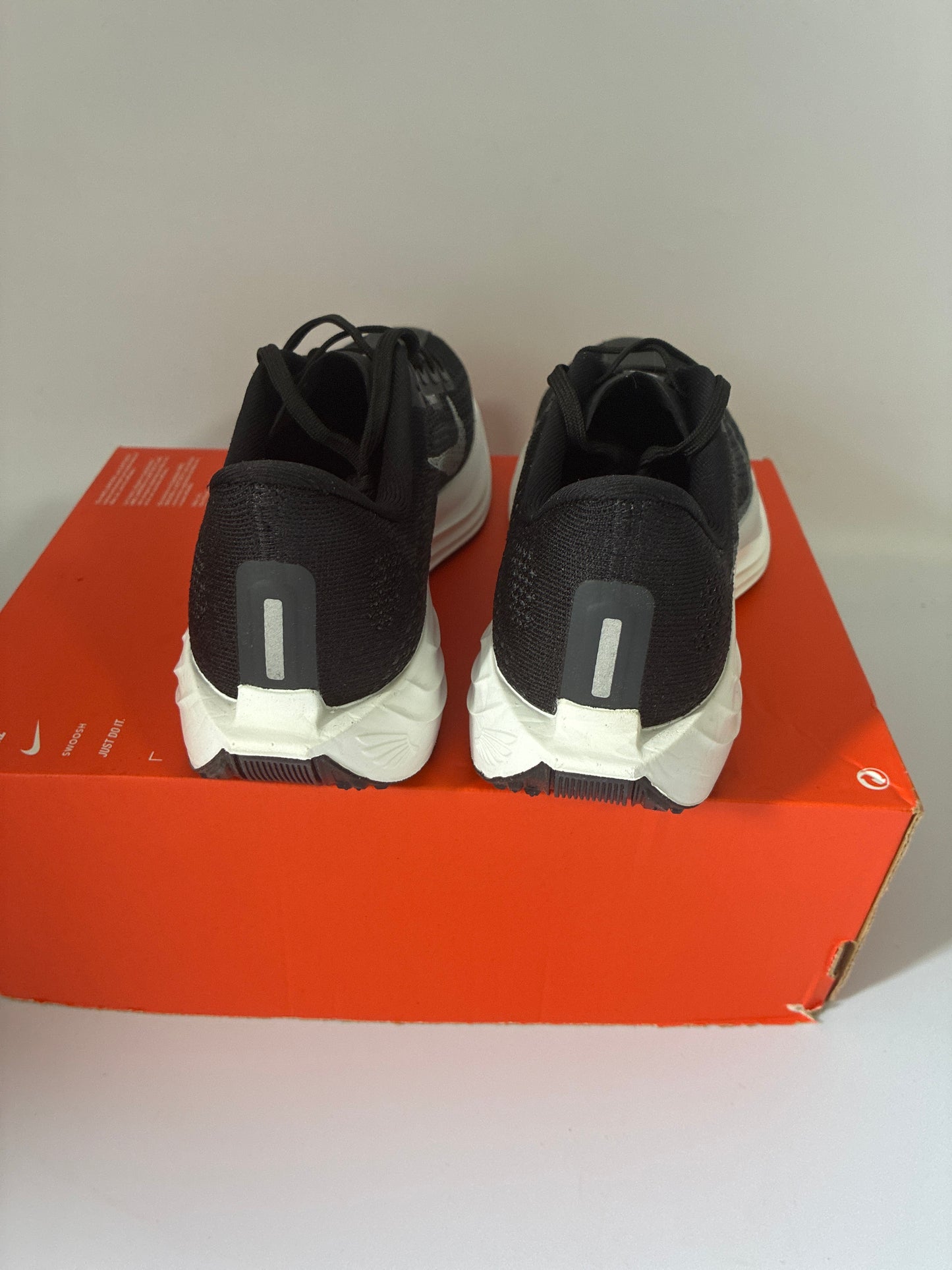 W PEGASUS PLUS black/pure platinum-anthracite new size:5 FQ7261 002